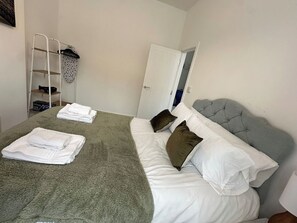 1 Schlafzimmer, Bügeleisen/Bügelbrett, kostenloses WLAN, Bettwäsche