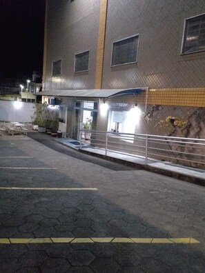 Exterior - Pousada Beija-Flor (Poços de Caldas)