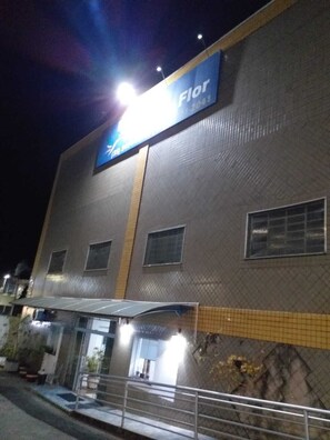 Exterior - Pousada Beija-Flor (Poços de Caldas)