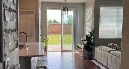 4 Bedroom with all the things!