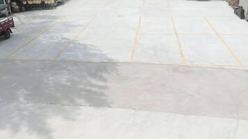 Ubetjent parkering (inkludert)