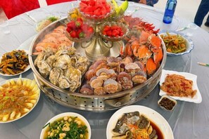 Makanan dan minuman