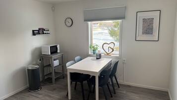 LÀgenhet Classic | 1 sovrum, duntÀcken, mörklÀggningsgardiner och ljudisolering