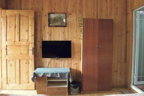 Unclassified image, 5 of 56, button - Shangli Ancient Town juxianzhuang farmhouse (Ya'an)