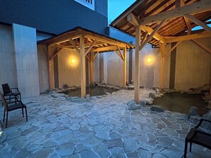 Outdoor spa tub - Hotel Route Inn Grand Chichibu (Chichibu)