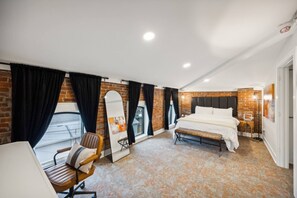 1 chambre, bureau, fer et planche à repasser, Wi-Fi gratuit