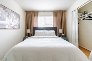 1 bedroom, in-room safe, desk, iron/ironing board