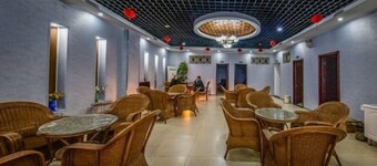 Manduola Business Hostel