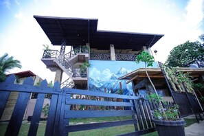 View from property - Marcos Tourist Inn By Reddoorz (Ormoc)