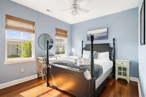 3 habitaciones, tabla de planchar con plancha, wifi y ropa de cama 