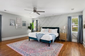 4 bedrooms, WiFi, bed sheets