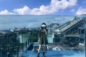 Room - ACME · Yequ Qingshu Inn (Dali City)