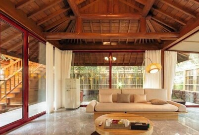 Donghai Forest Hot Spring Resort