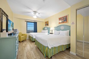 1 Schlafzimmer, Schreibtisch, Bügeleisen/Bügelbrett, Reisekinderbett