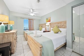 1 Schlafzimmer, Schreibtisch, Bügeleisen/Bügelbrett, Reisekinderbett