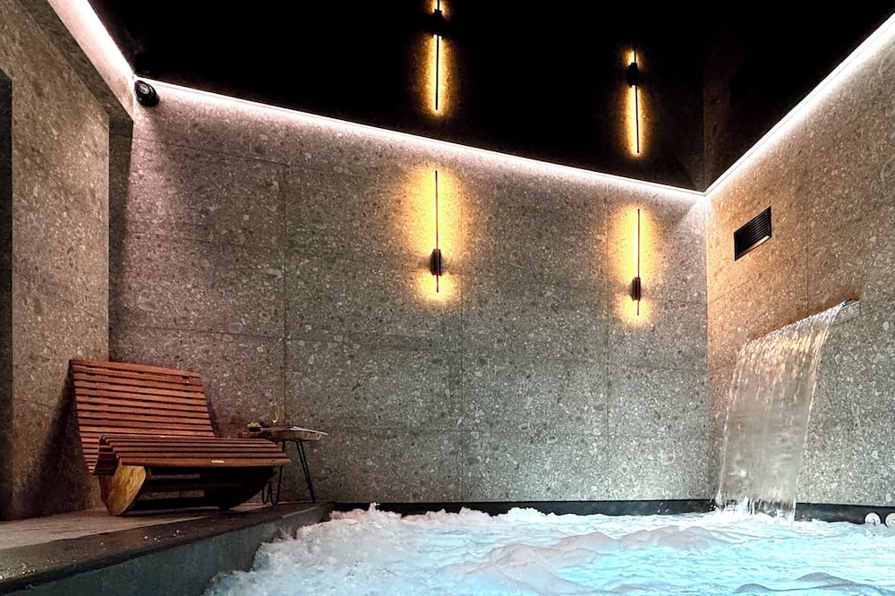 Amber Blue Wellness & SPA