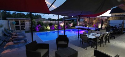 Maison de Vacances Avec Piscine - La Maison des Lacs