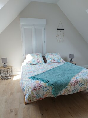 2 chambres, fer et planche à repasser, Wi-Fi gratuit