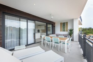 Comfort Apartment | Terrace/patio - The Breeze (Sint Michiel)