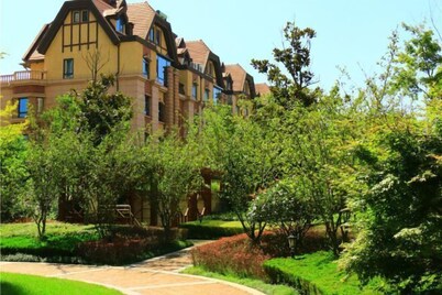 Yimei Boutique Hotel (Golden Beach Impression)