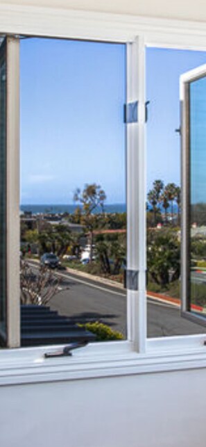 Interior - Luxury Tuscany European elegant rental walk in Village (Newport Beach)