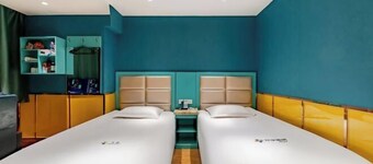 Feiyu Network Hotel (Huainan Rome Square Store)