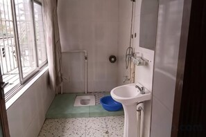 Unclassified image, 4 of 9, button - Huayu Hotel (Qinzhougang) (Qinzhou)