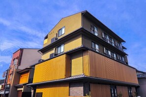 A multi-story building with a flat roof and a series of balconies. - Hiz Hotel Kyoto-Nijo Castle (Kyoto)