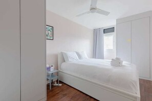 1 bedroom, iron/ironing board, Internet, bed sheets