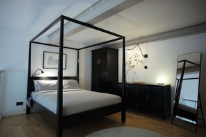 1 chambre, fer et planche à repasser, accès Internet, draps fournis