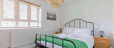 3 bedrooms, Internet, bed sheets