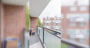 Property grounds - Spacious and Centrally Located 3BD Home, Fulham (London)