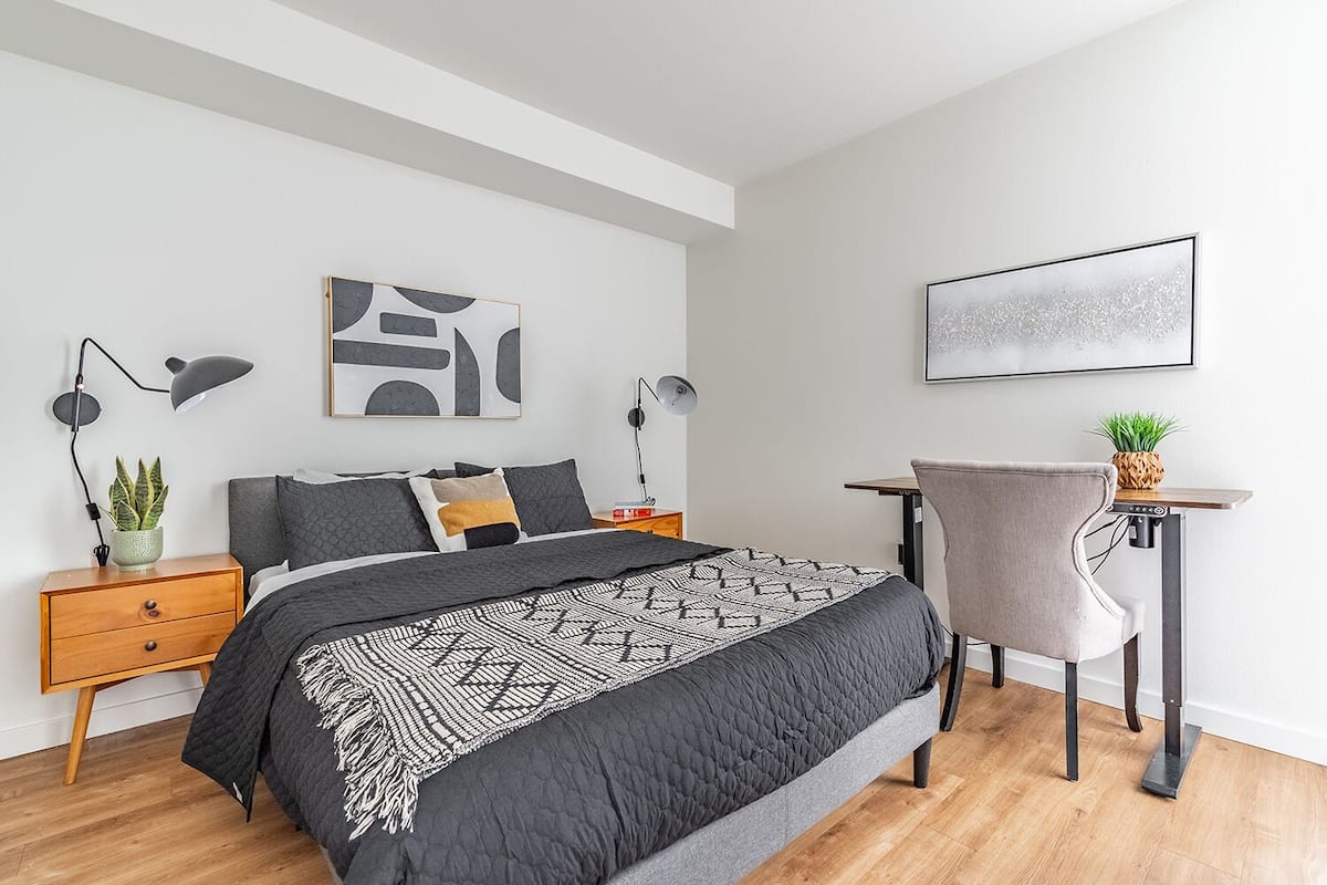 3 bedrooms, individually decorated, individually furnished