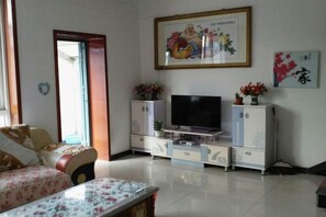 Living area - Laoting Warm Villa (Laoting)
