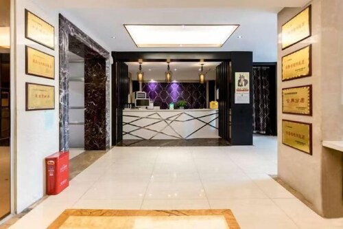 Tianyi Boutique Hotel (Jingzhou Lianghu Market)