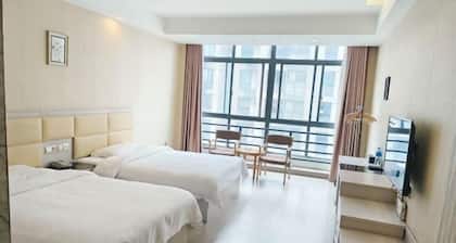 Anmen Phoenix Yipin Business Hotel