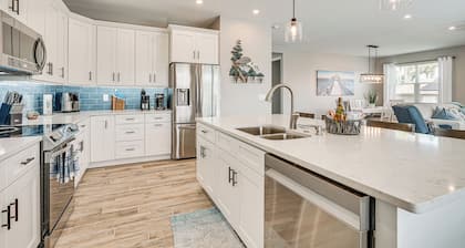 Punta Gorda Paradise: Pool & Outdoor Kitchen!