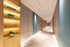 Interior - Shanghai Jiuting Yo Yi Hotel (Shanghai)