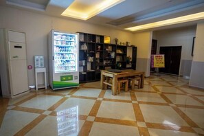 Interior - Home Huayi Hotel(Changchun East Bridge) (Changchun)