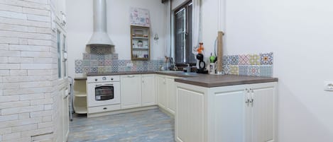 冰箱、烤箱、炉灶、茶具/咖啡用具