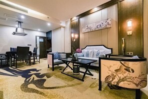 Ảnh chưa phân loại, 5 trong số 69 ảnh, nút