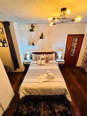 Deluxe Double Room, Mountain View | Free WiFi - Hotel Los Diamantes (Orizaba)