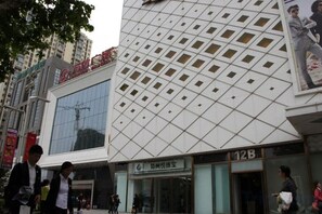 Ảnh chưa phân loại, 3 trong số 105 ảnh, nút