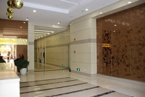 Ảnh chưa phân loại, 5 trong số 105 ảnh, nút