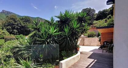 Villa Entre mer et Montagne à Bastelicaccia! Le Calme à Côté Dajaccio!!!