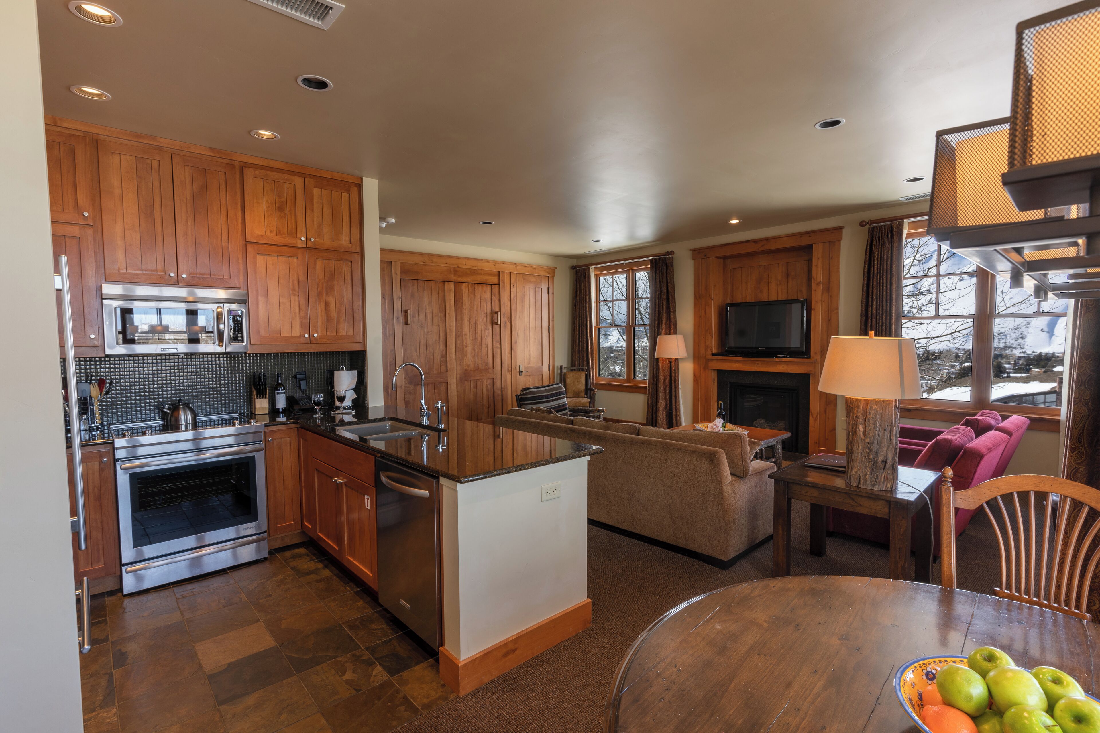 Luxury One Bedroom Residence | Private kitchen | Coffee/tea maker, shared microwave, cookware/dishes/utensils