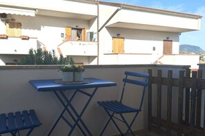 Outdoor dining - M396 - Marcelli, new studio with terrace (Marcelli)