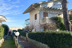 Exterior - M396 - Marcelli, new studio with terrace (Marcelli)