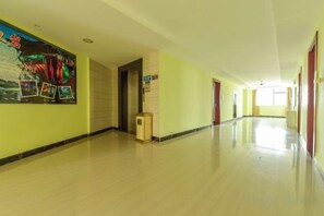Interior - Maple Leaf Hotel (Lipu) (Lipu)
