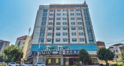 Maple Leaf Hotel (Lipu)